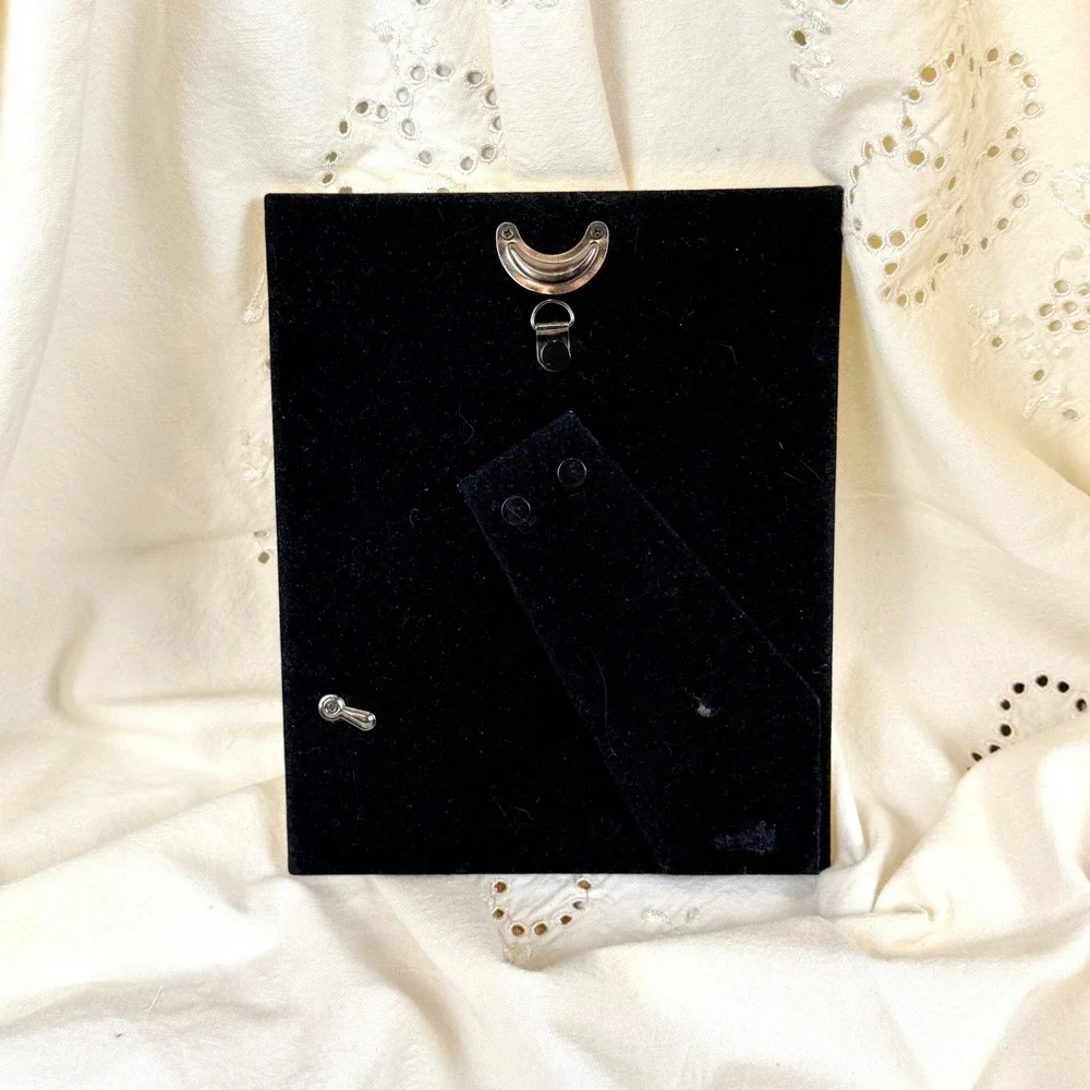 Vintage Burnes Metal Picture Frame Gold Tarnish Resistant Classic Stepped 5x7